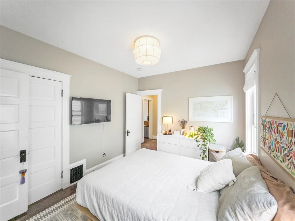 2 bed, 1 bath apartment for rent at 41 Child St Unit 3, Jamaica Plain — photo 17 of 28