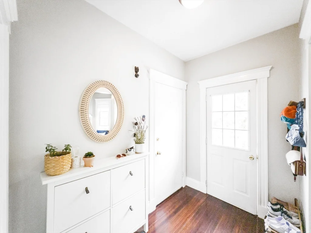 2 bed, 1 bath apartment for rent at 41 Child St Unit 3, Jamaica Plain — photo 8 of 28