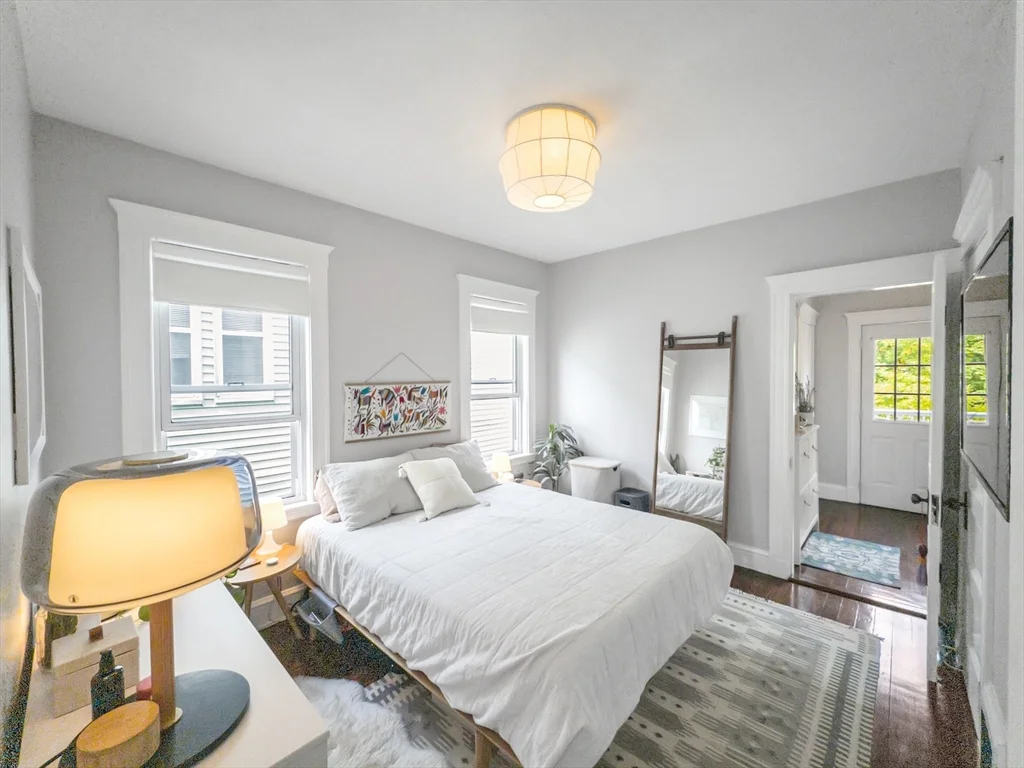 2 bed, 1 bath apartment for rent at 41 Child St Unit 3, Jamaica Plain — photo 11 of 28