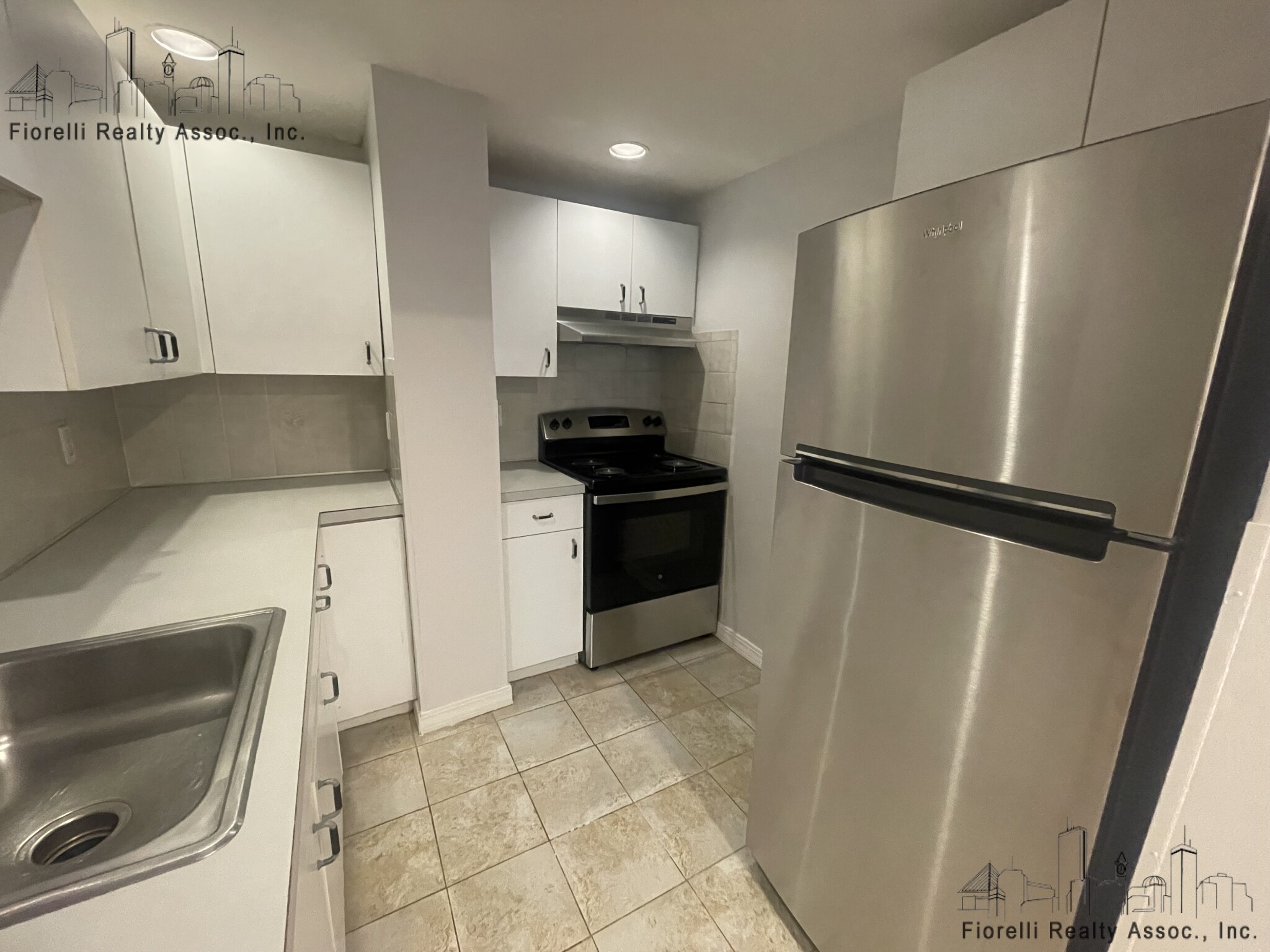 2 bed, 1 bath apartment for rent at 41 Clark St Unit 2, North End — photo 3 of 9