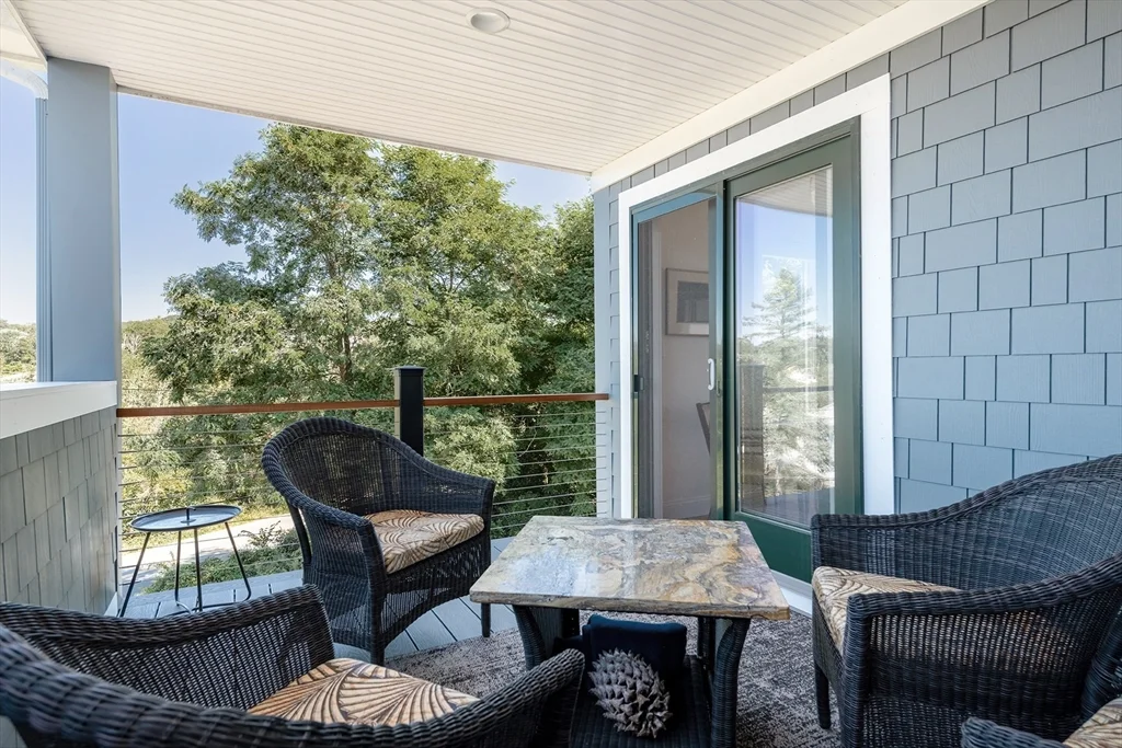 3 bed, 3 bath apartment for rent at 41 Cliff Rd Unit A, Gloucester — photo 17 of 22