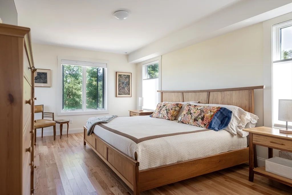 3 bed, 3 bath apartment for rent at 41 Cliff Rd Unit A, Gloucester — photo 10 of 22