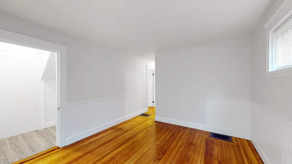 4 bed, 1 bath apartment for rent at 41 Crescent Ave Unit 1, South Braintree — photo 4 of 12
