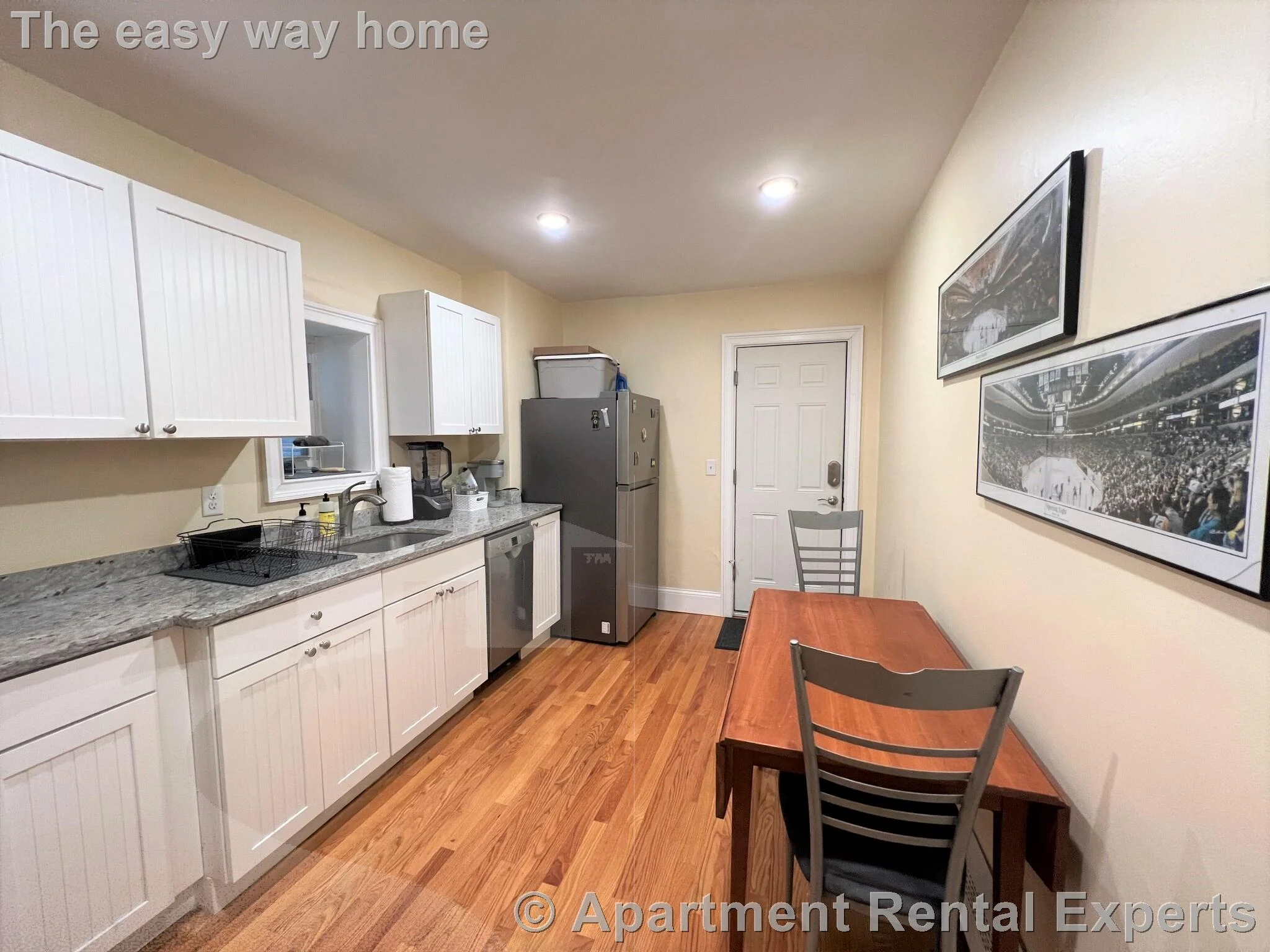 2 bed, 1 bath apartment for rent at 41 Cross St, East Somerville — photo 4 of 12
