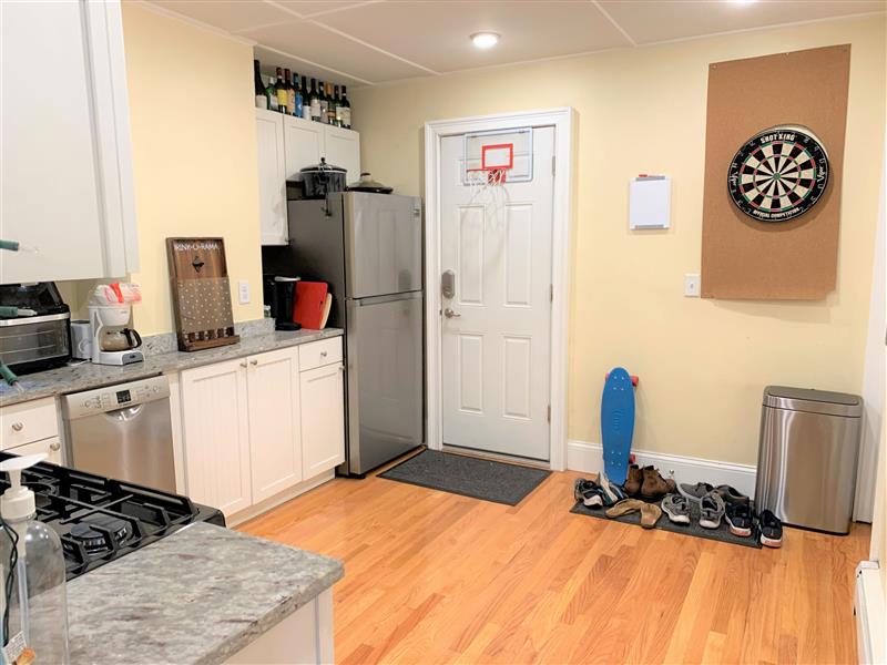 3 bed, 1 bath apartment for rent at 41 Cross St Unit 1, East Somerville — photo 2 of 13
