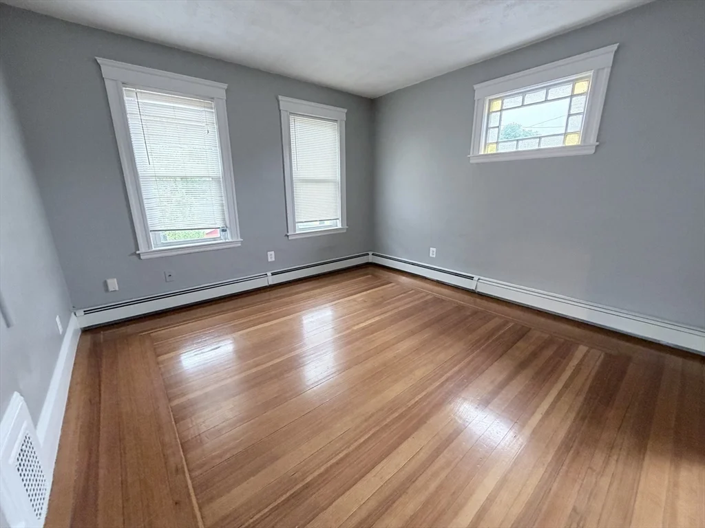 2 bed, 1 bath apartment for rent at 41 Daniels St Unit 41, Medford — photo 6 of 12