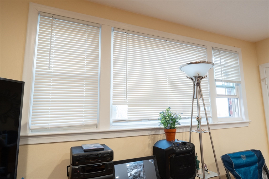 2 bed, 1 bath apartment for rent at 41 Davis Ave Unit 4, Norwood — photo 3 of 11