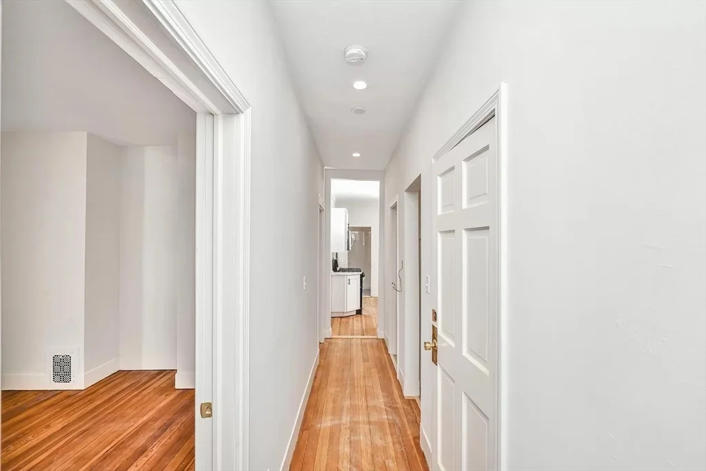 4 bed, 2 bath apartment for rent at 41 Dix St Unit 2, Dorchester — photo 5 of 19