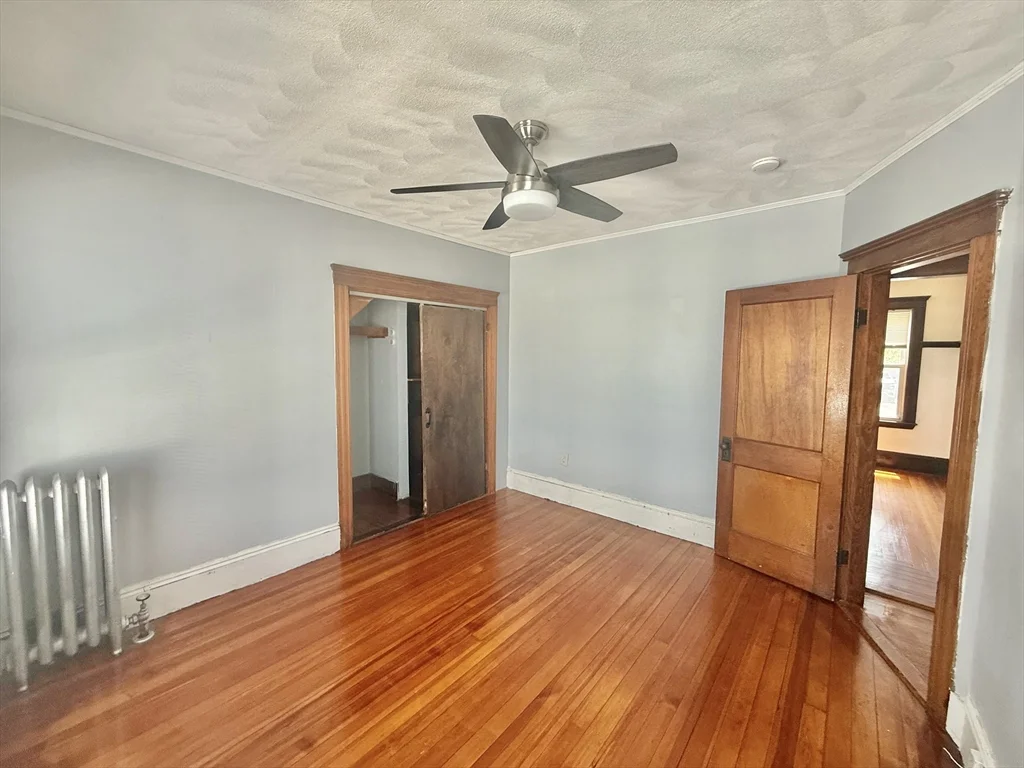 2 bed, 1 bath apartment for rent at 41 Dunbar Ave Unit 1, Glenwood — photo 39 of 42