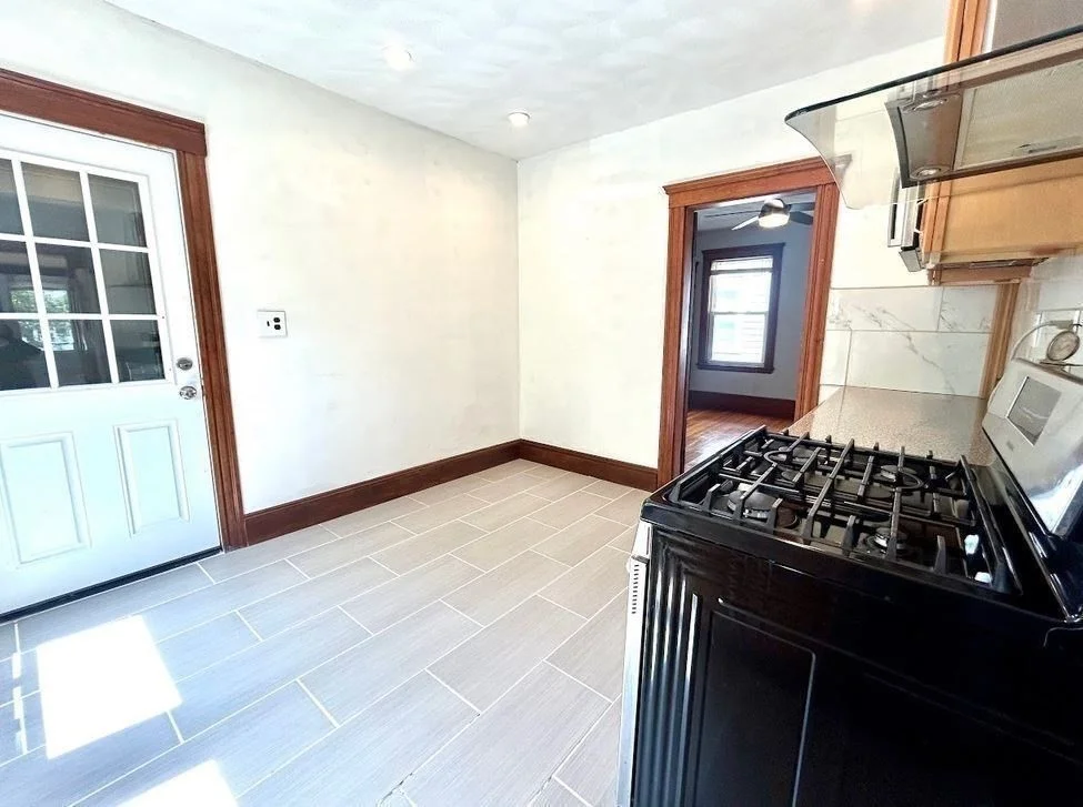 2 bed, 1 bath apartment for rent at 41 Dunbar Unit 1, Glenwood — photo 10 of 19