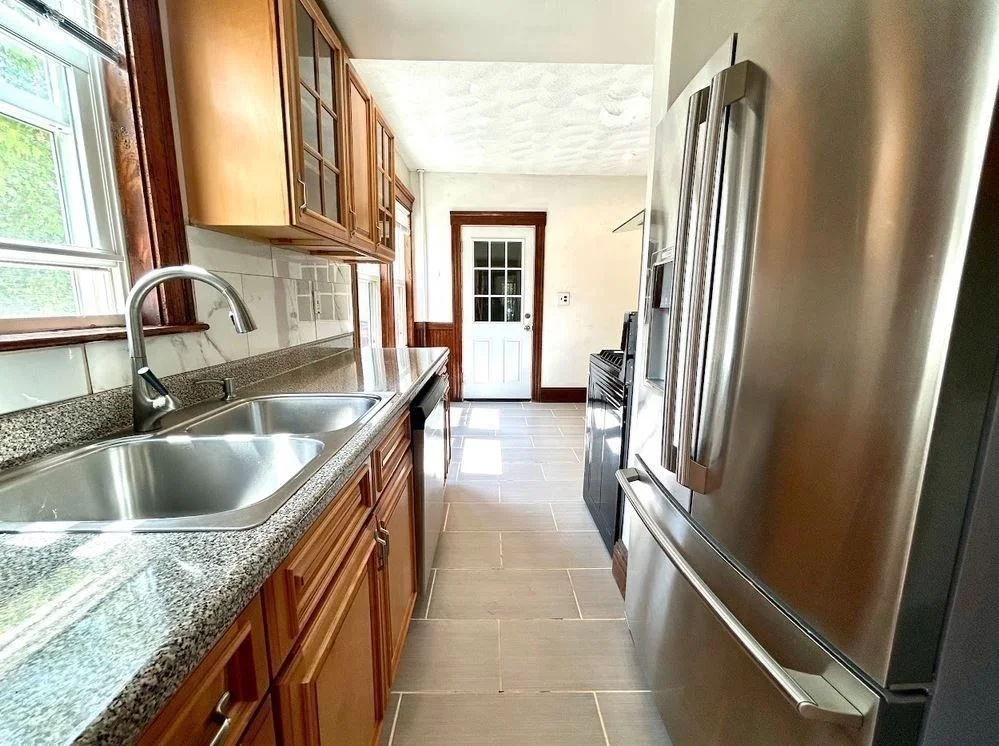 2 bed, 1 bath apartment for rent at 41 Dunbar Unit 1, Glenwood — photo 11 of 19