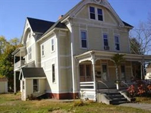 1 bed, 1 bath apartment for rent at 41 East Main St Unit 3, Ayer — photo 3 of 20