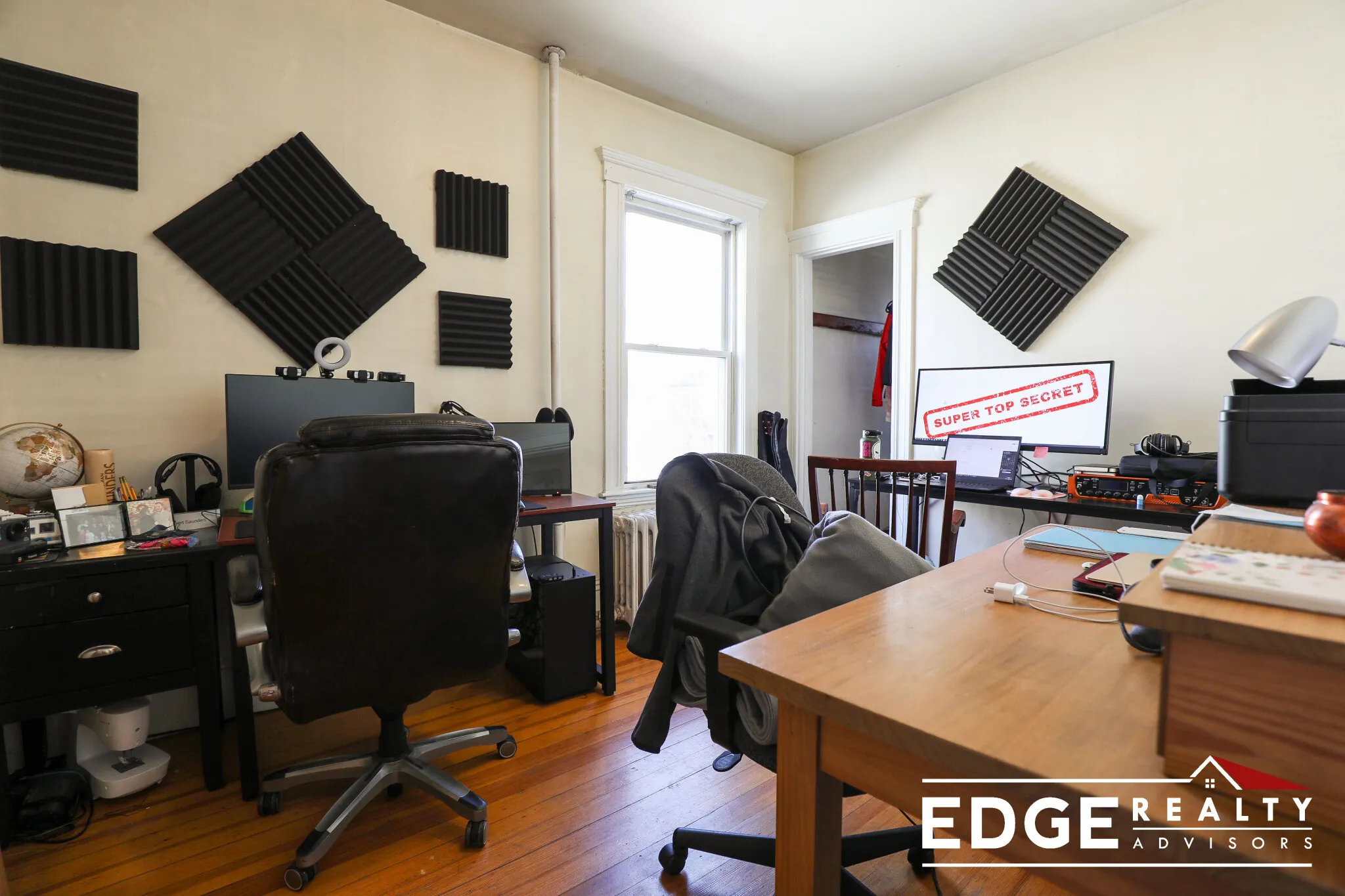 3 bed, 1 bath apartment for rent at 41 Easton St Unit 2, Allston — photo 6 of 8