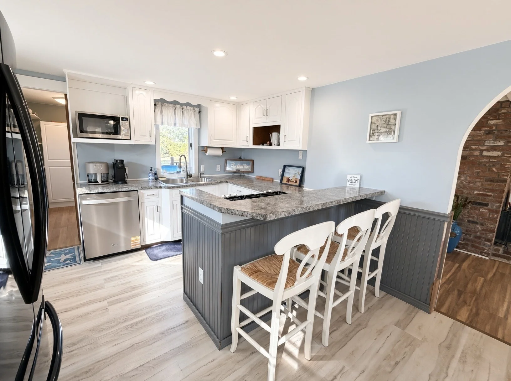 3 bed, 1 bath apartment for rent at 41 Edwards Ave, Dennis — photo 6 of 20