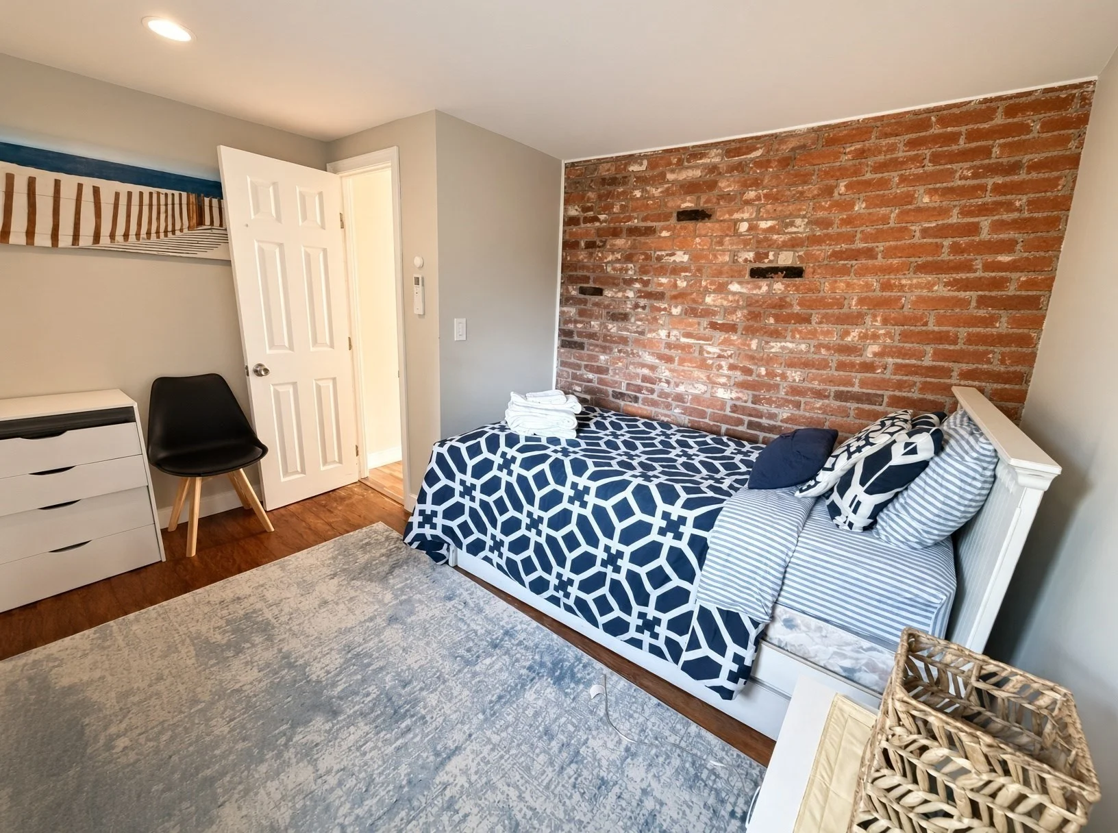 3 bed, 1 bath apartment for rent at 41 Edwards Ave, Dennis — photo 14 of 20