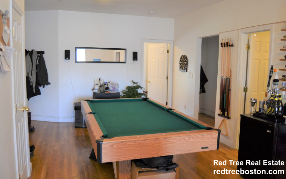 4 bed, 2 bath apartment for rent at 41 Egremont Rd Unit 4, Brighton — photo 7 of 14