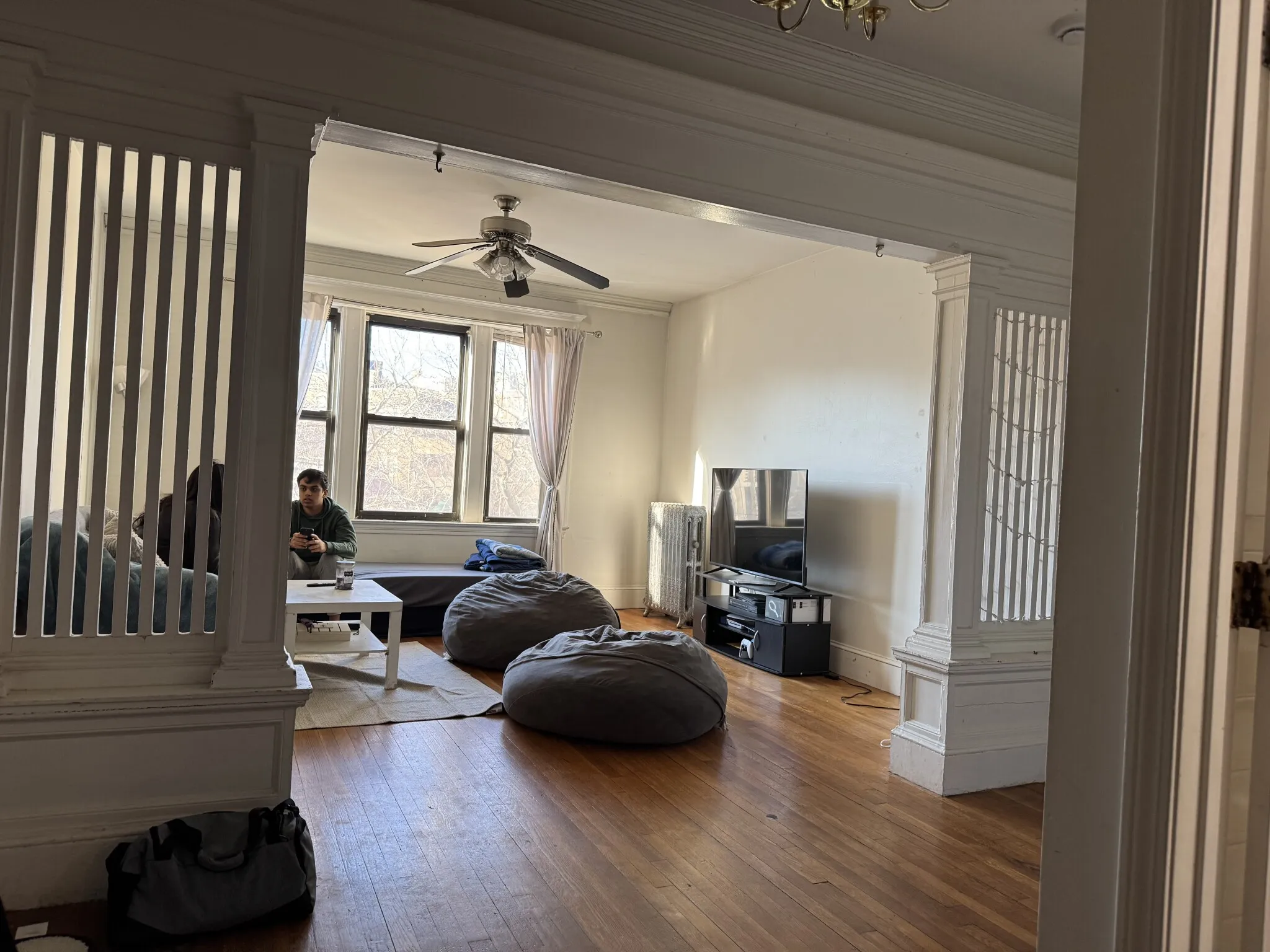 5 bed, 2 bath apartment for rent at 41 Egremont Rd Unit 6, Brighton — photo 19 of 37
