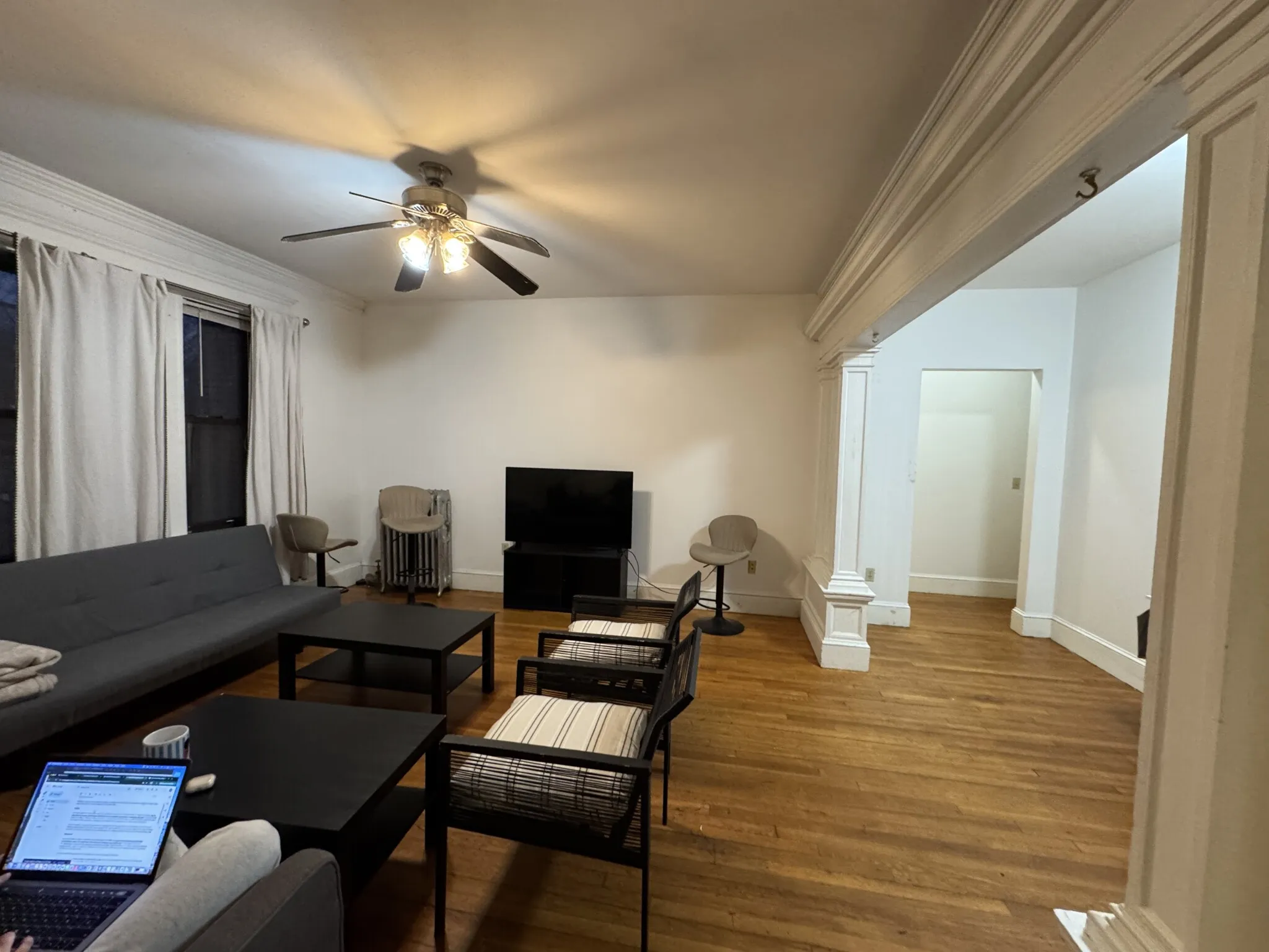 5 bed, 2 bath apartment for rent at 41 Egremont Rd Unit 6, Brighton — photo 2 of 37