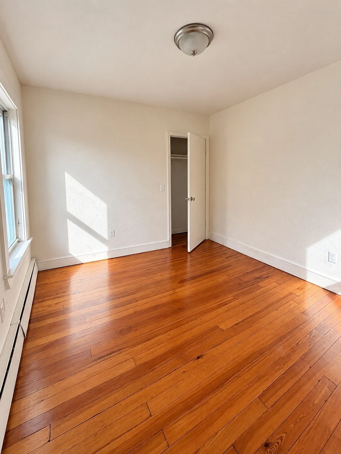 3 bed, 1 bath apartment for rent at 41 Emory St Unit 2, Attleboro — photo 4 of 4