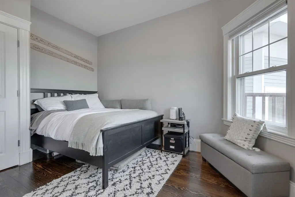 3 bed, 2 bath apartment for rent at 41 Farragut Rd Unit 3, South Boston — photo 26 of 42