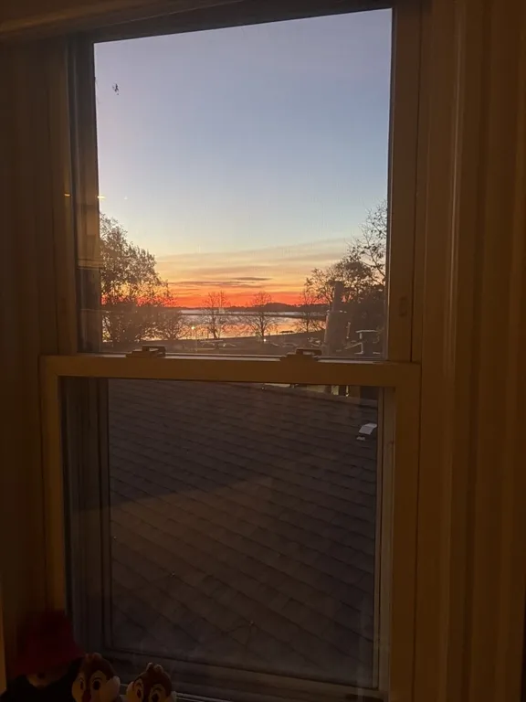 3 bed, 2 bath apartment for rent at 41 Farragut Rd Unit 3, South Boston — photo 37 of 42