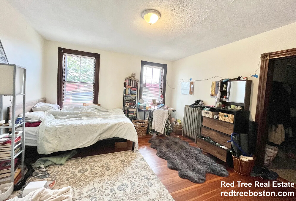 3 bed, 1 bath apartment for rent at 41 Gordon St Unit 3, Allston — photo 8 of 22