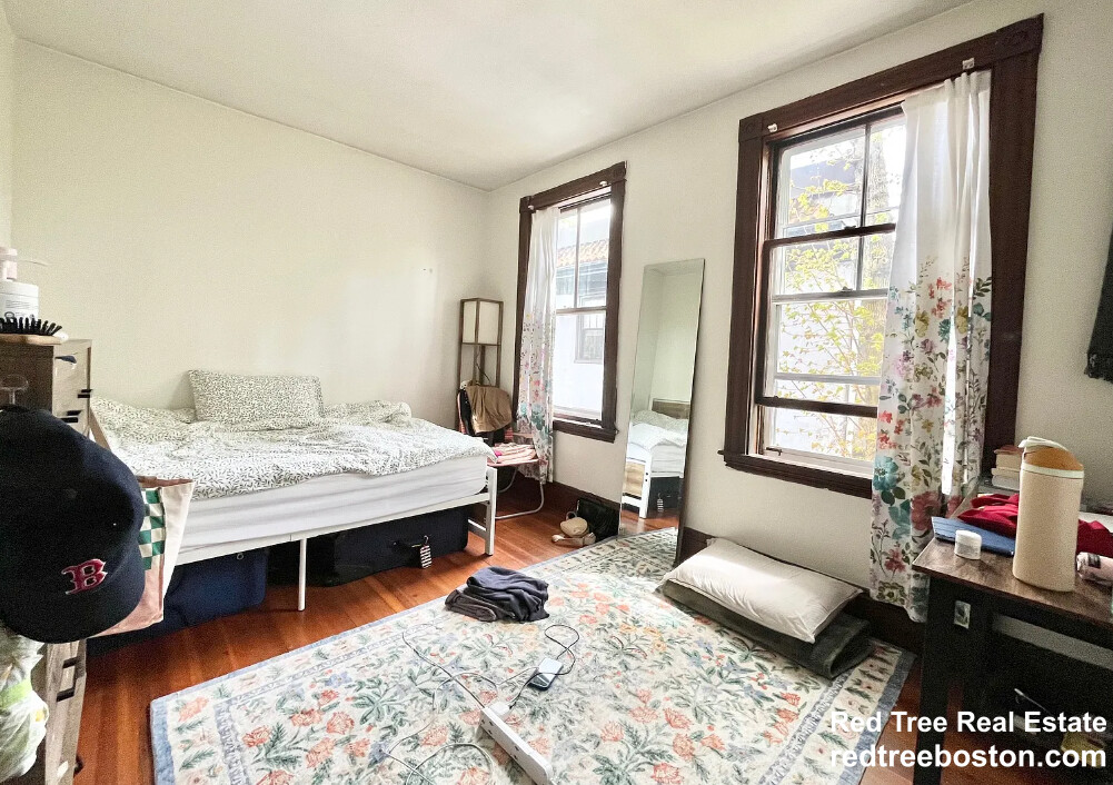 3 bed, 1 bath apartment for rent at 41 Gordon St Unit 3, Allston — photo 10 of 22