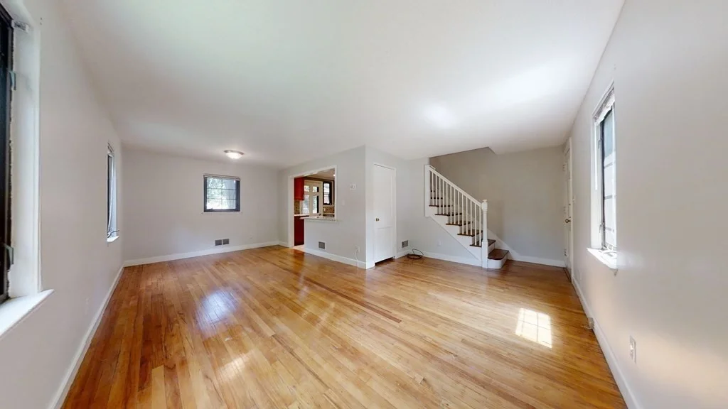 2 bed, 1 bath apartment for rent at 41 Grant Ave Unit 41, Watertown — photo 5 of 10
