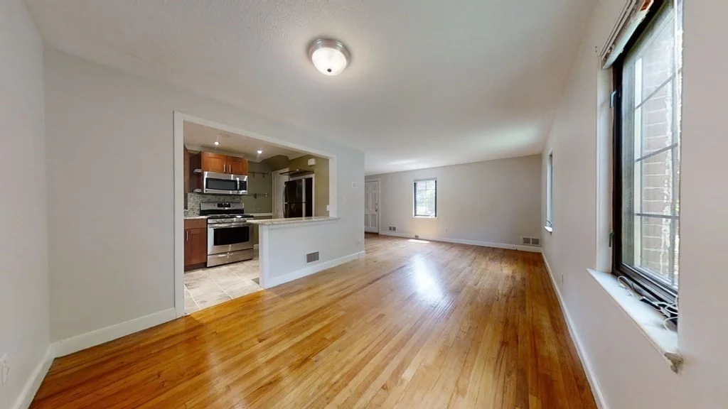 2 bed, 1 bath apartment for rent at 41 Grant Ave Unit 41, Watertown — photo 4 of 10