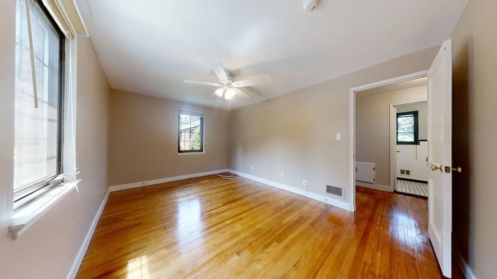 2 bed, 1 bath apartment for rent at 41 Grant Ave Unit 41, Watertown — photo 6 of 10