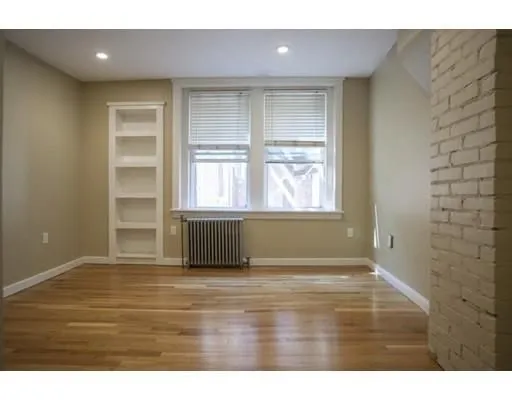 1 bed, 1 bath apartment for rent at 41 Grove St Unit 1, Beacon Hill — photo 5 of 5