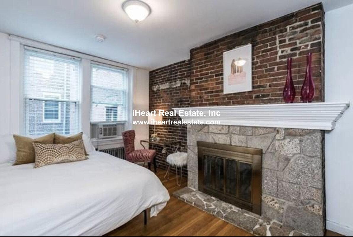 2 bed, 1 bath apartment for rent at 41 Grove St Unit 3, Beacon Hill — photo 9 of 10