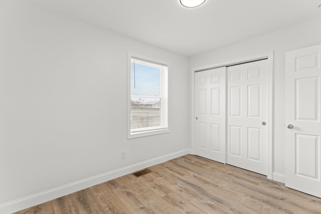 4 bed, 2 bath apartment for rent at 41 Hampton St Unit 1, Providence — photo 24 of 40
