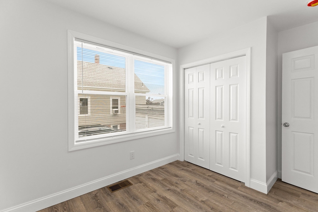 4 bed, 2 bath apartment for rent at 41 Hampton St Unit 1, Providence — photo 37 of 40
