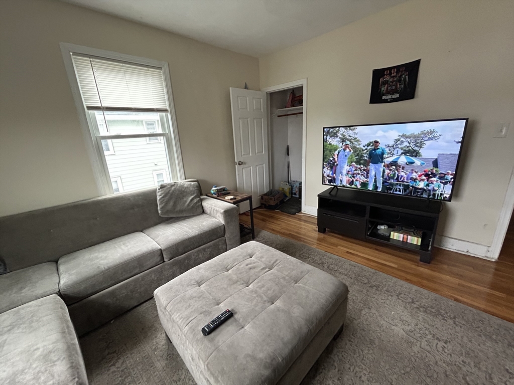 4 bed, 1 bath apartment for rent at 41 Hancock Ave Unit U2, Medford — photo 3 of 15