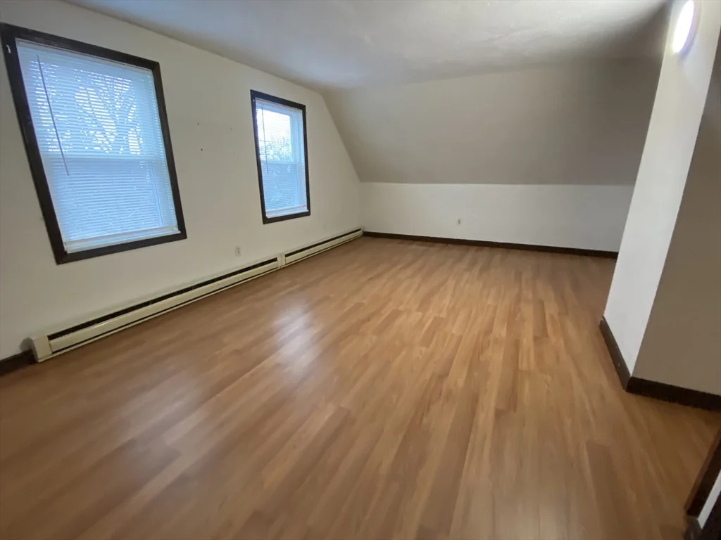 5 bed, 1 bath apartment for rent at 41 Hancock Ave Unit UNIT2, Medford — photo 9 of 12