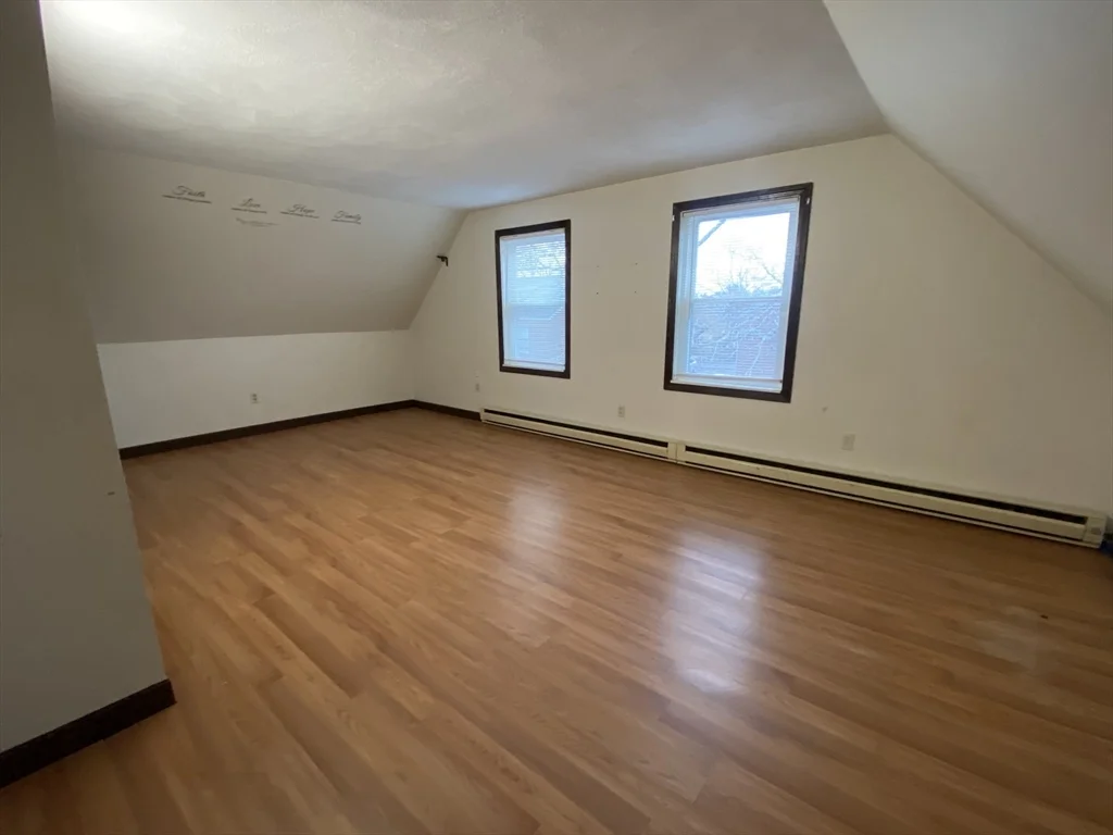 5 bed, 1 bath apartment for rent at 41 Hancock Ave Unit UNIT2, Medford — photo 8 of 12