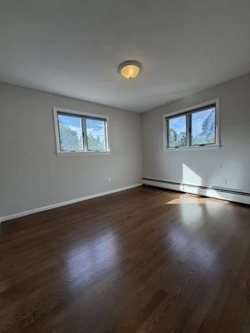 3 bed, 1 bath apartment for rent at 41 Hathaway Ave, Centerville (Bvly) — photo 17 of 20