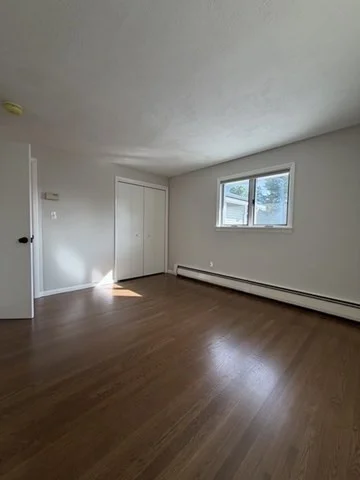 3 bed, 1 bath apartment for rent at 41 Hathaway Ave, Centerville (Bvly) — photo 16 of 20