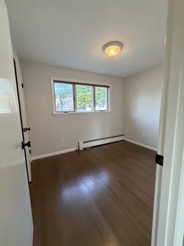 3 bed, 1 bath apartment for rent at 41 Hathaway Ave, Centerville (Bvly) — photo 18 of 20
