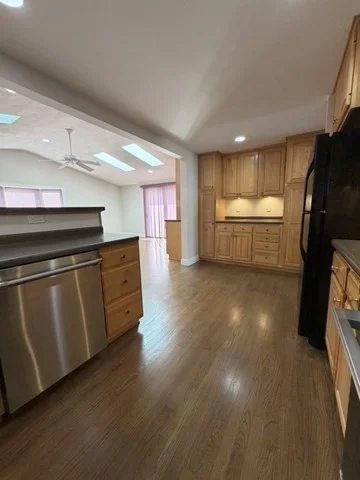 3 bed, 1 bath apartment for rent at 41 Hathaway Ave, Centerville (Bvly) — photo 8 of 20