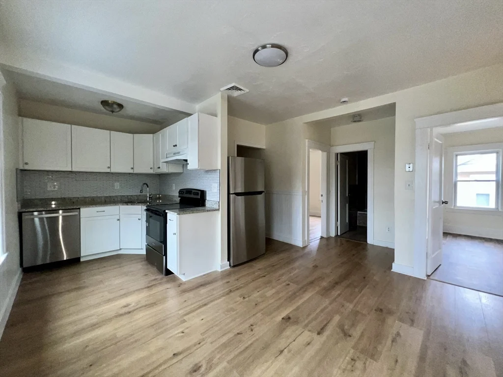 2 bed, 1 bath apartment for rent at 41 Hooper Unit 3, Belmont Hill — photo 1 of 13