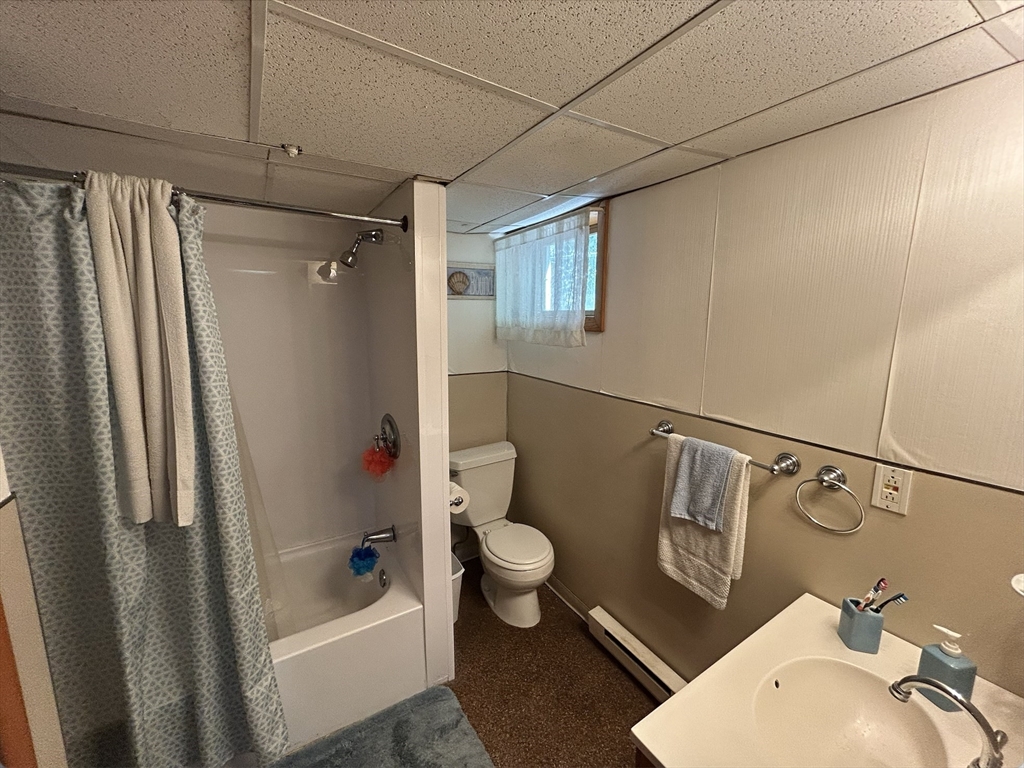 1 bed, 1 bath apartment for rent at 41 Hull St Unit B, Belmont — photo 10 of 14