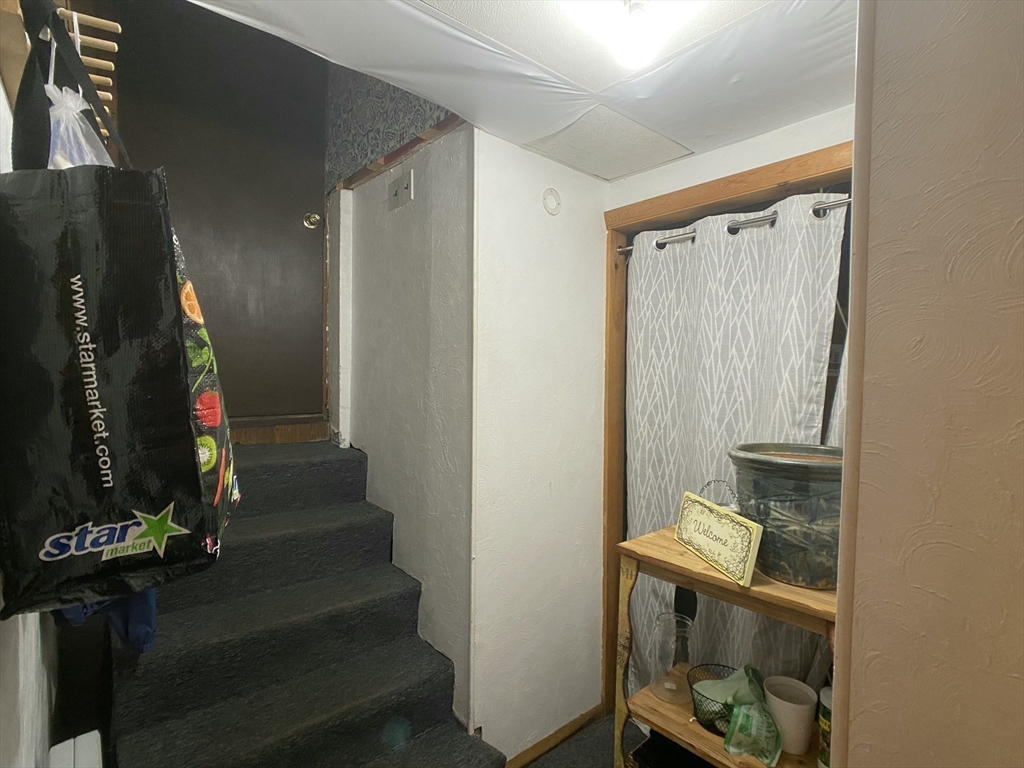 1 bed, 1 bath apartment for rent at 41 Hull St Unit B, Belmont — photo 12 of 14