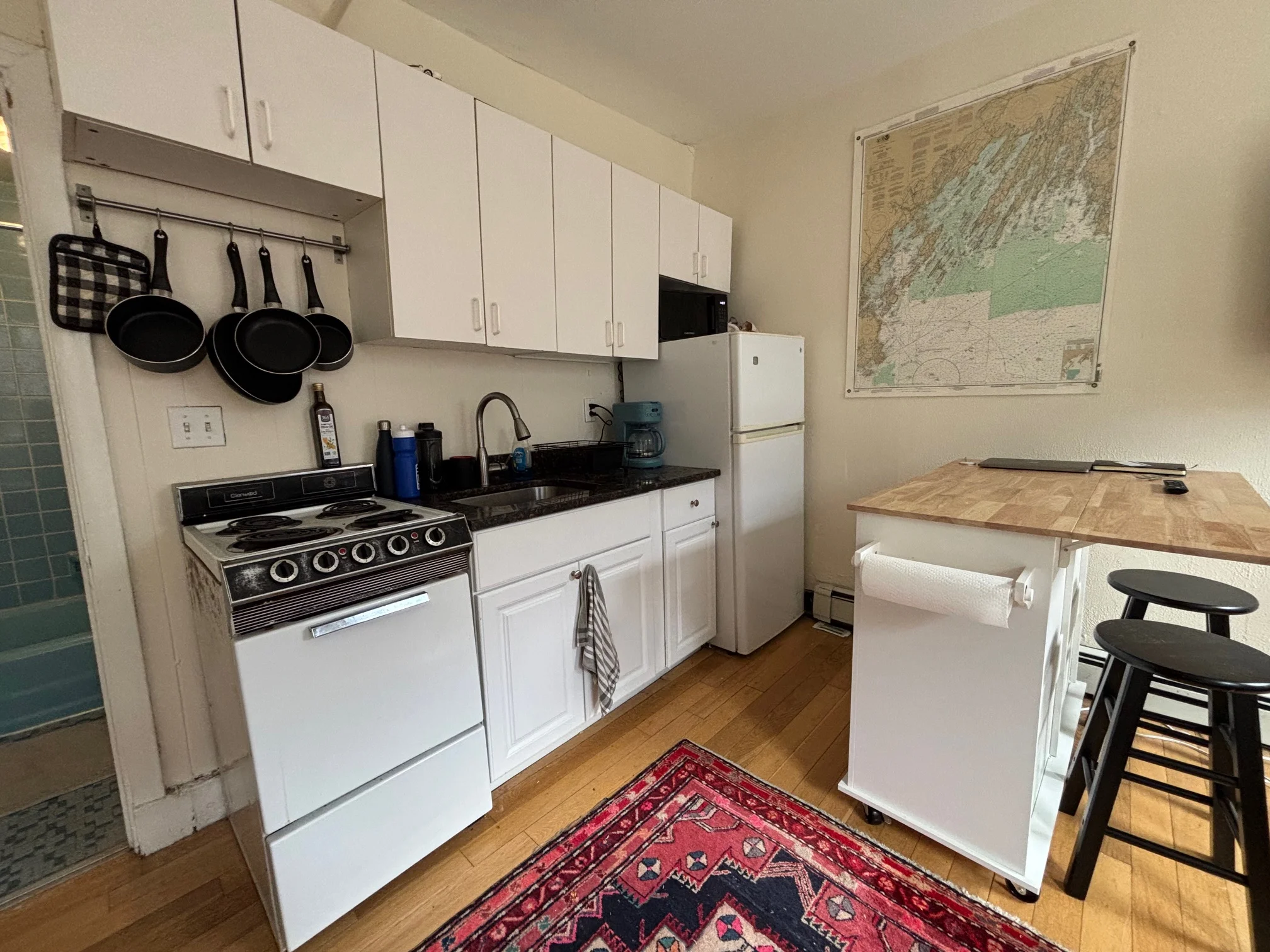 Studio bed, 1 bath apartment for rent at 41 Irving St Unit 3, Beacon Hill — photo 5 of 7