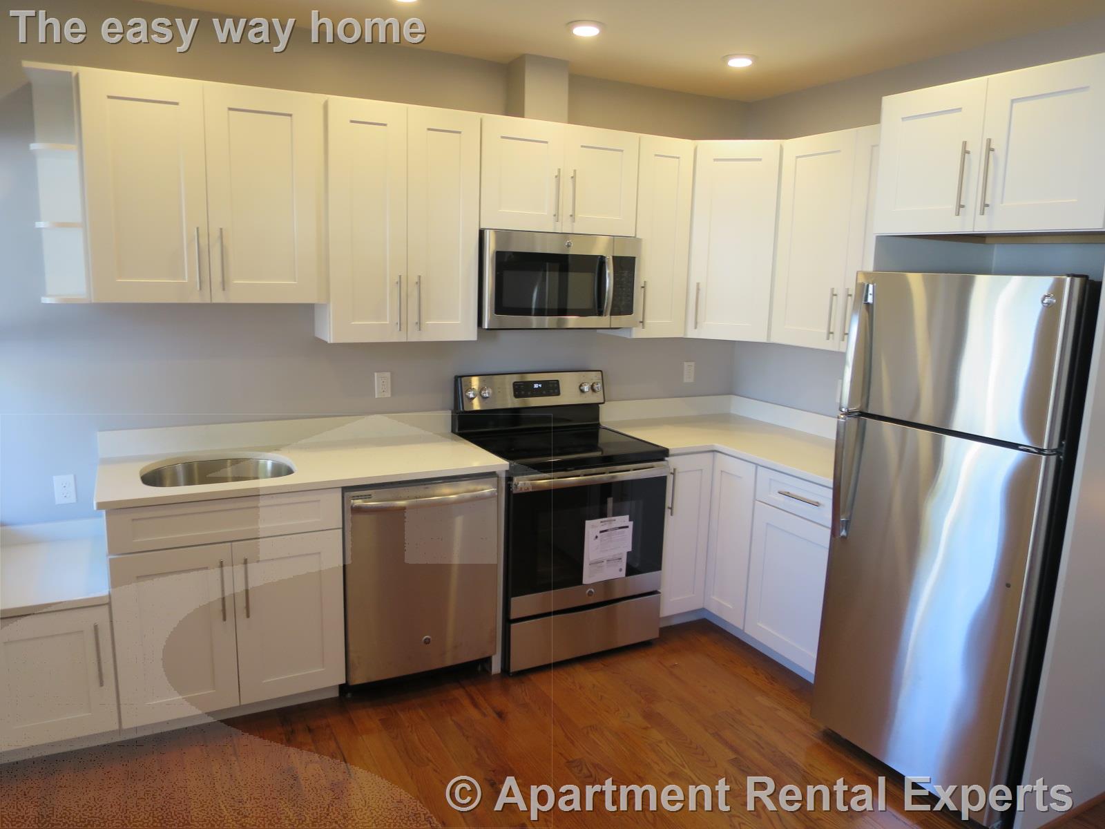 2 bed, 1 bath apartment for rent at 41 Ivaloo St Unit 3, Porter Square — photo 2 of 9
