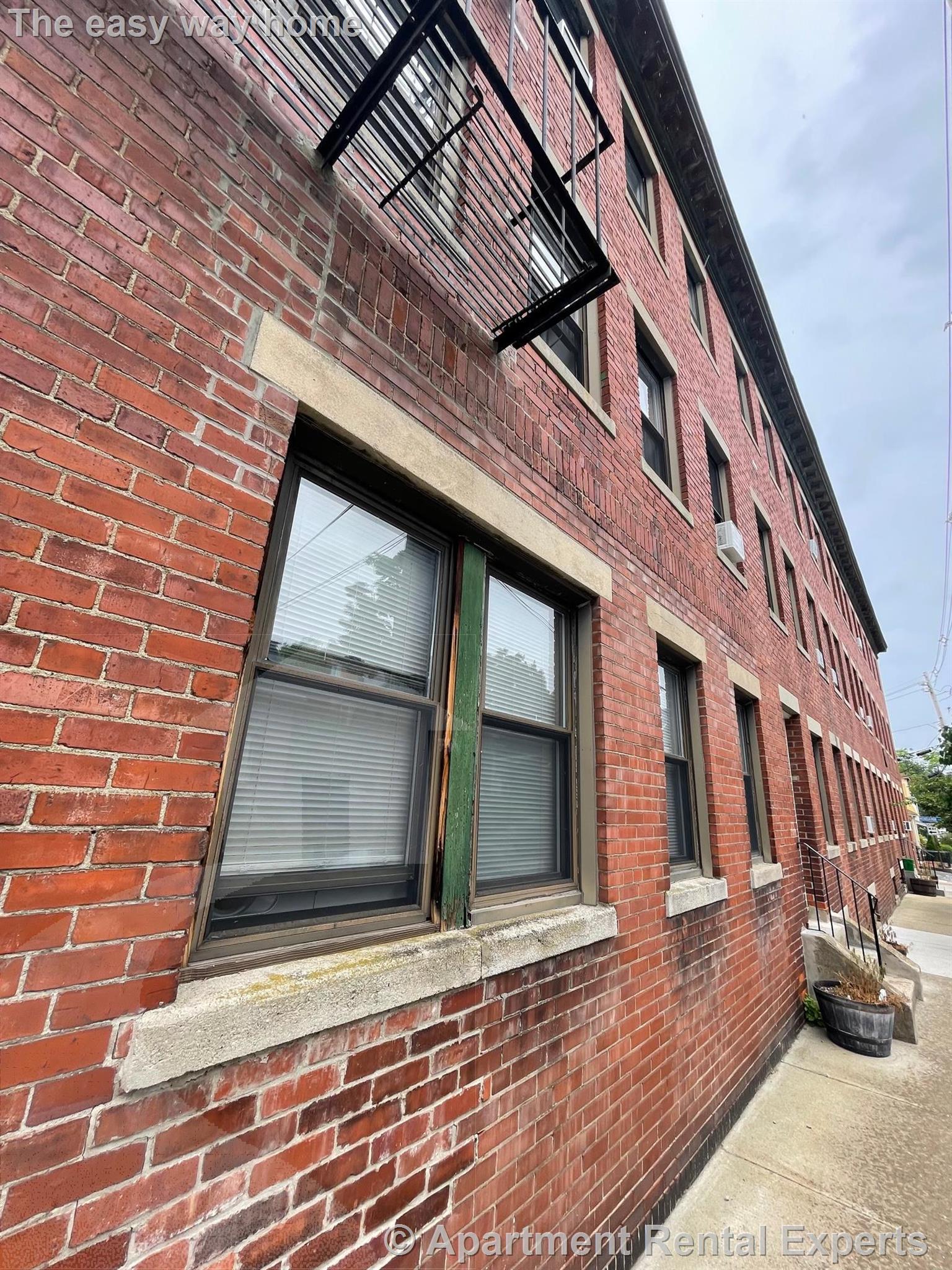1 bed, 1 bath apartment for rent at 41 Ivaloo St Unit 7, Porter Square