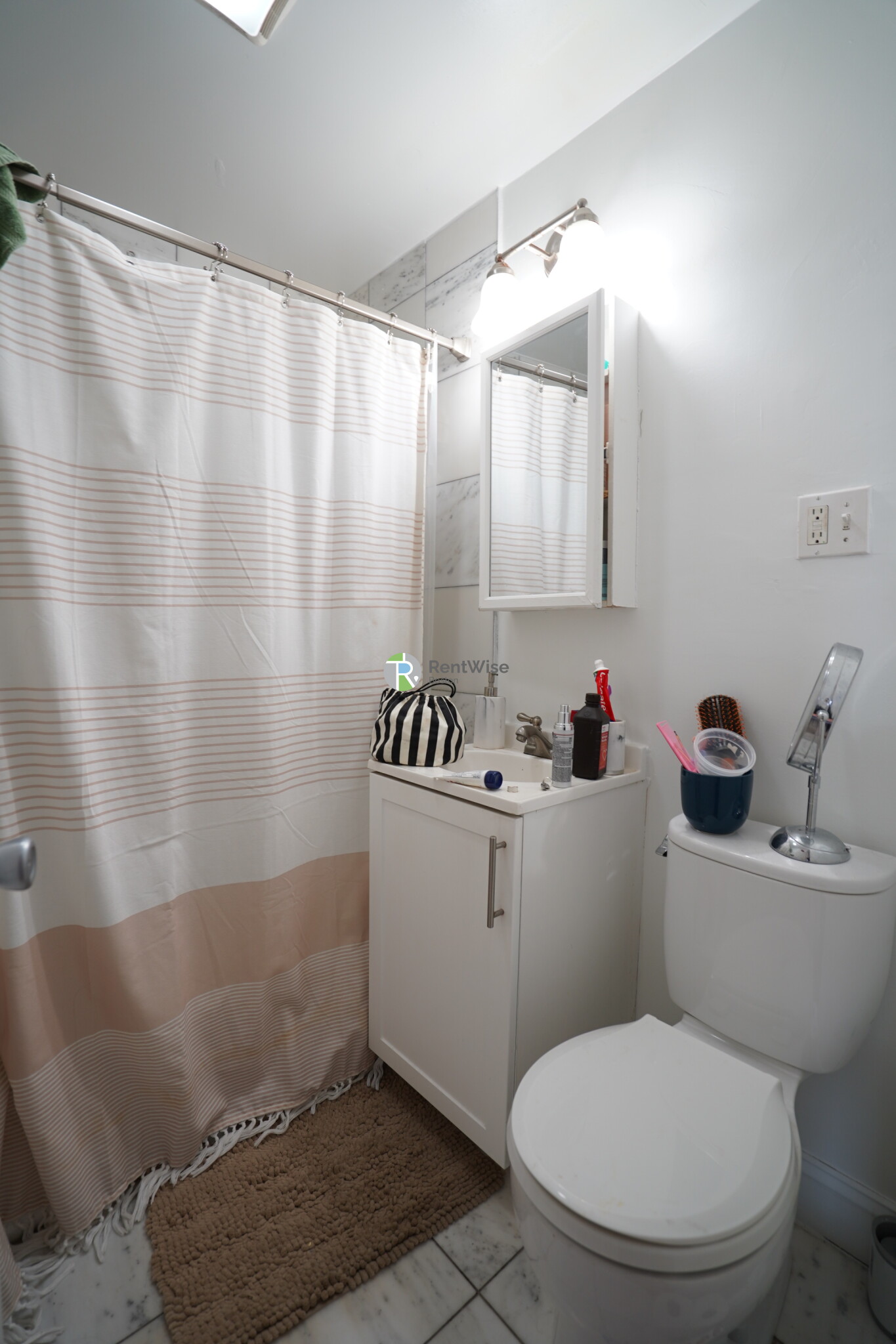 2 bed, 2 bath apartment for rent at 41 Joy St Unit 4, Beacon Hill — photo 7 of 19