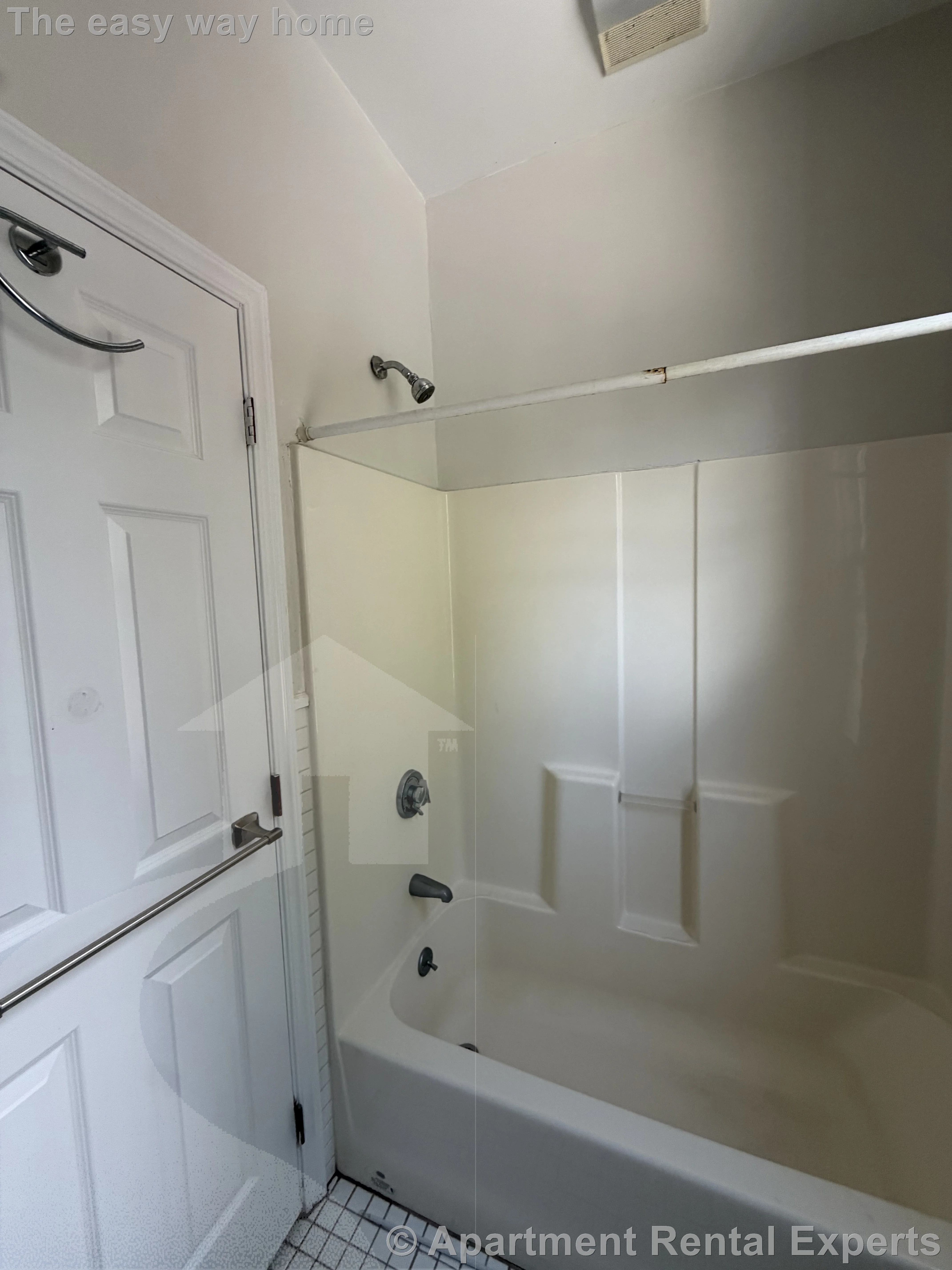 1 bed, 1 bath apartment for rent at 41 Laurel St Unit 1, Spring Hill — photo 9 of 11