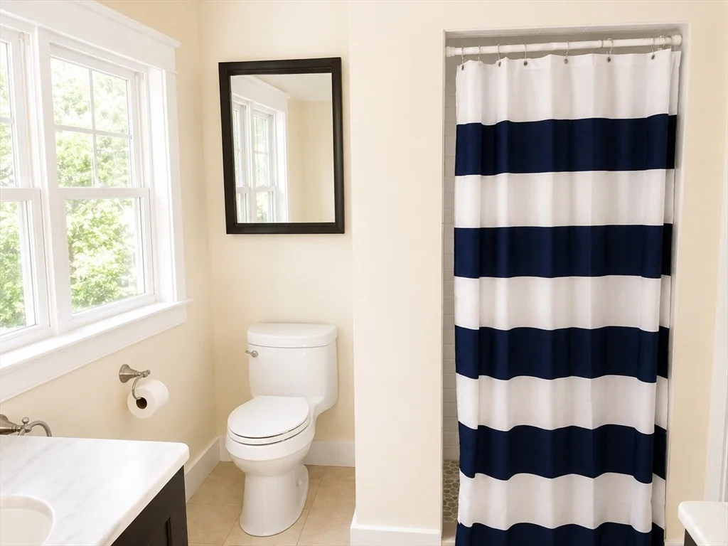 3 bed, 2 bath apartment for rent at 41 Lebaron Rd Unit 41, Essex — photo 11 of 25